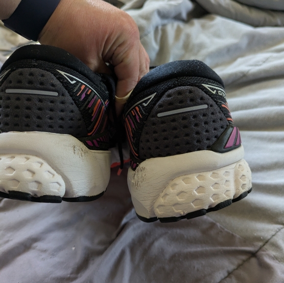 Women's Black and Pink Athletic Shoes - Picture 5 of 7